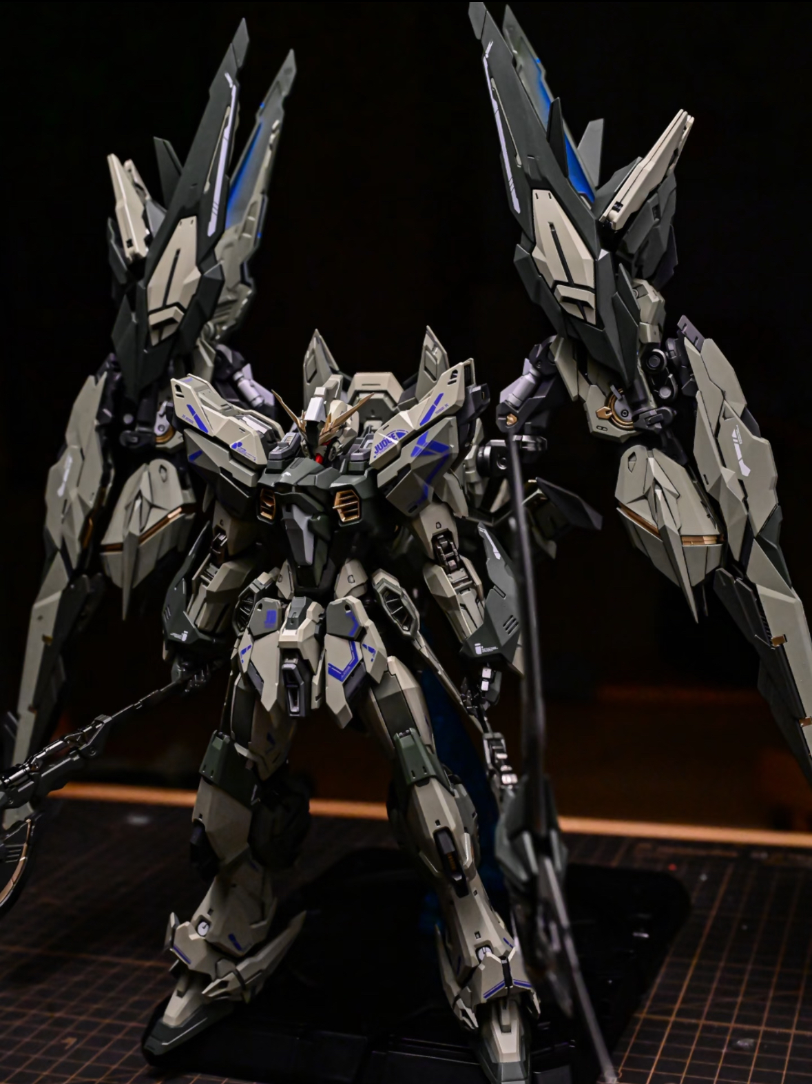 Zero-Gravity Model - Painted Handcrafted Finished Product - 图片 6