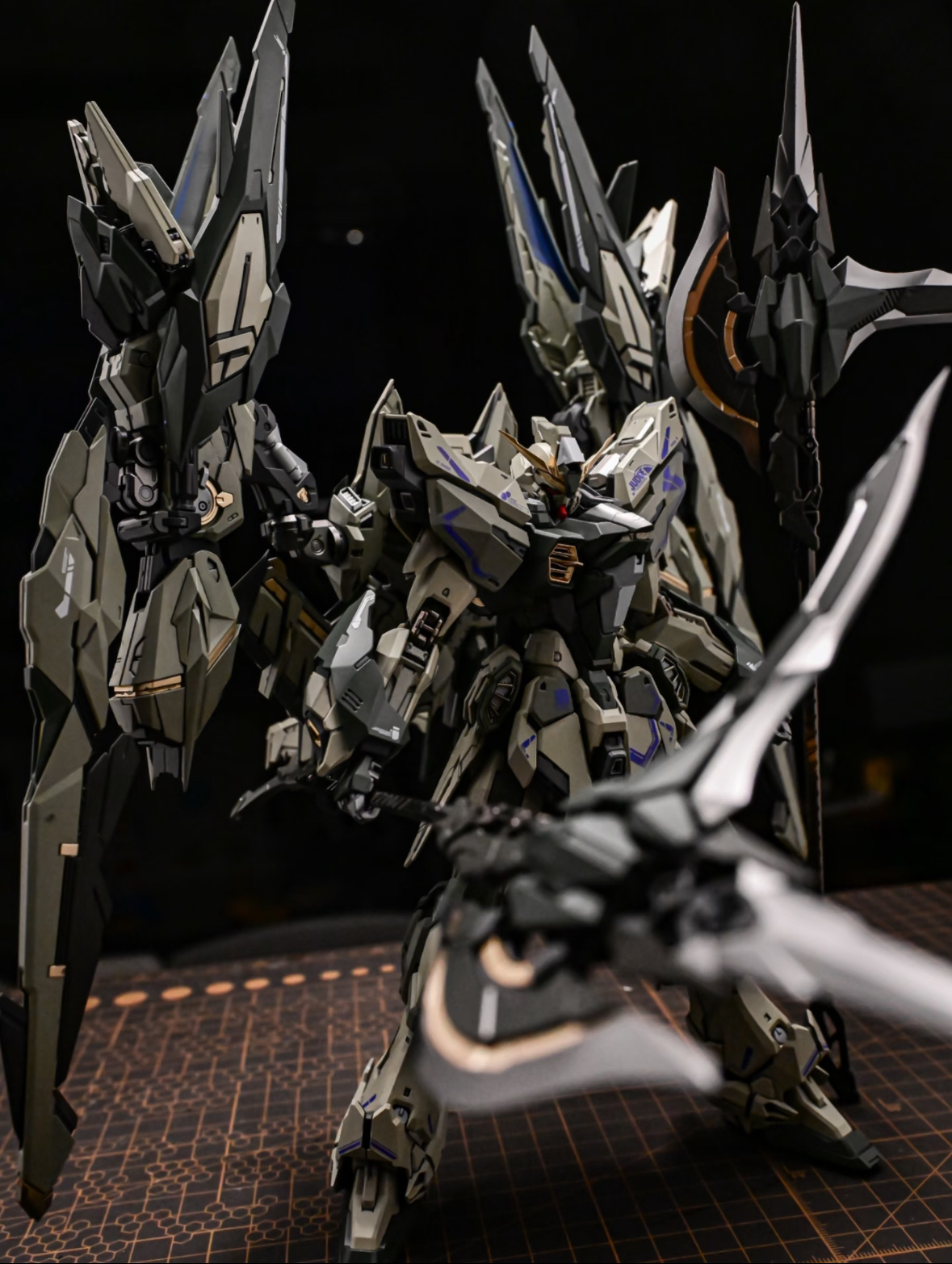 Zero-Gravity Model - Painted Handcrafted Finished Product - 图片 2