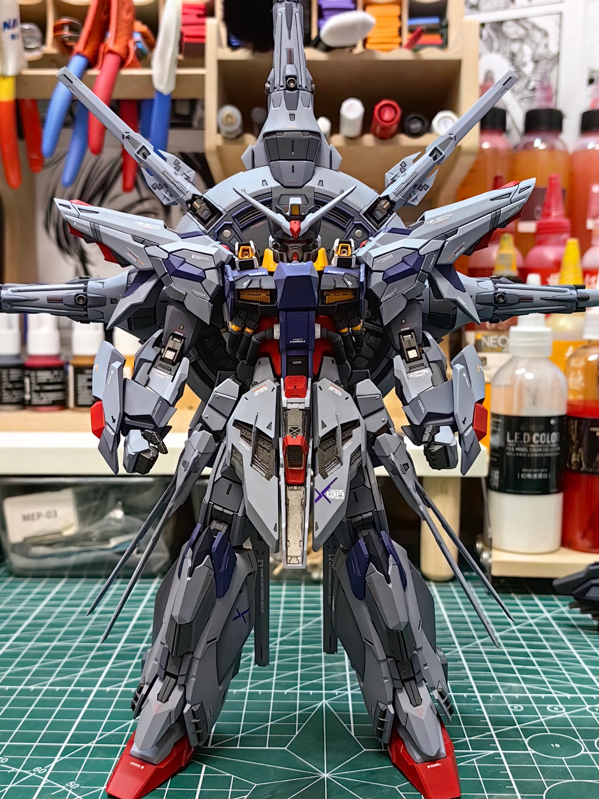 MG Providence Gundam Hand-Painted Finished Model with Custom Add-On Parts - 图片 4