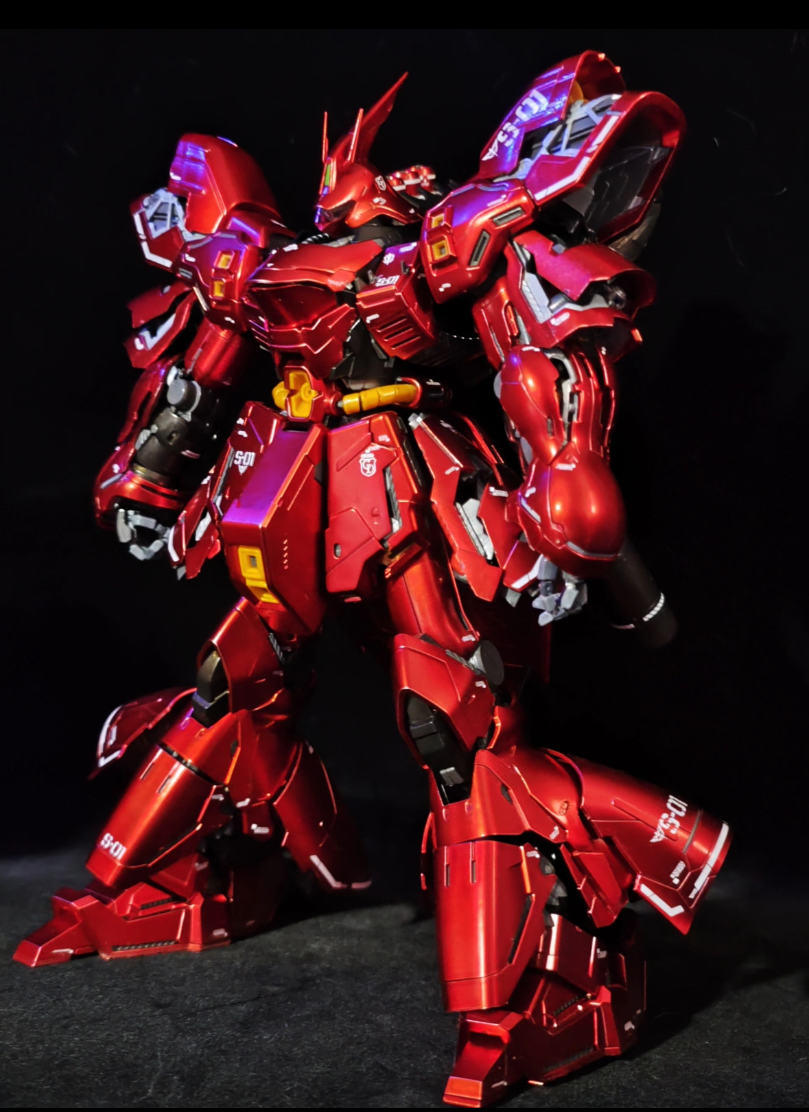MG Char's Zaku II (Chrome Plated) Handcrafted Finished Model - 图片 5