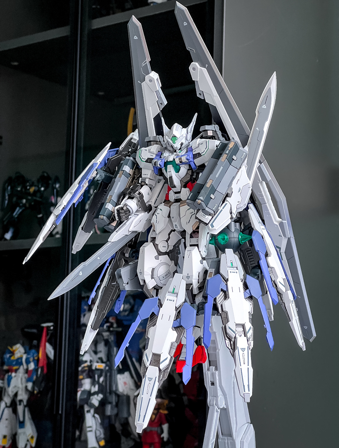 MG Gundam Astraea Handcrafted Finished Model - 图片 3