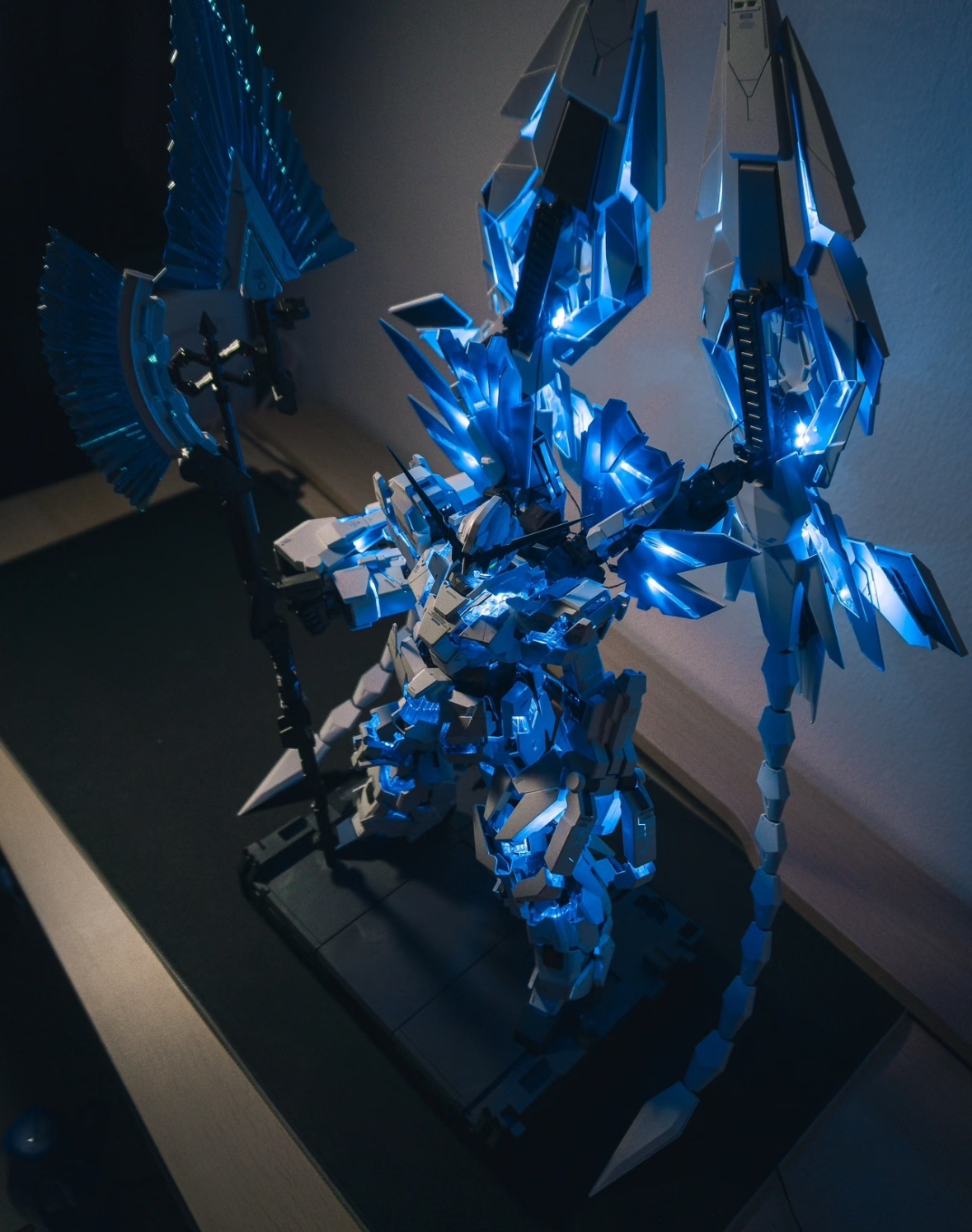 Gundam PG Perfect Unicorn - LED-Equipped Handmade Model - 图片 3